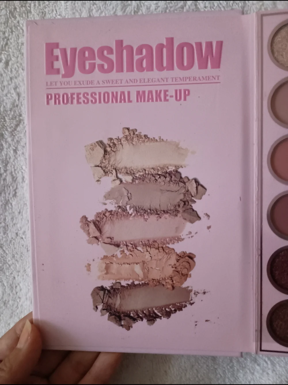Abella karol makeup